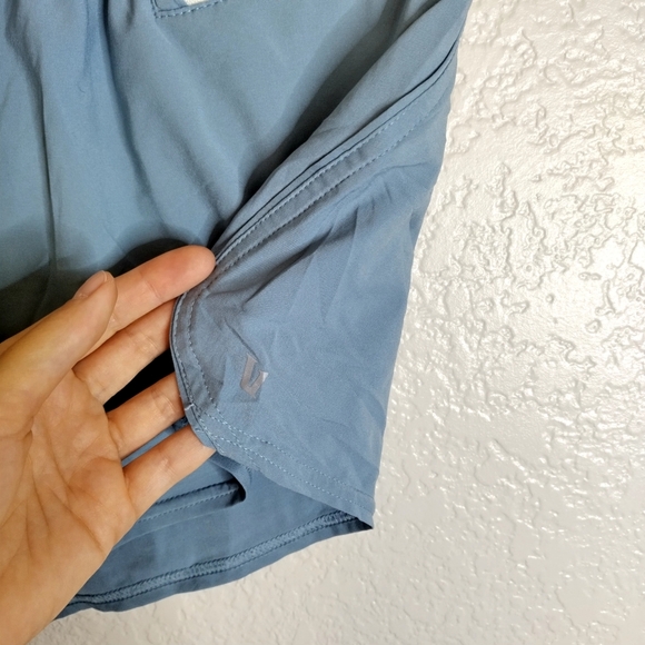 Vuori Clementine 2.0 Short 2.5" Sz Xl - Picture 3 of 6